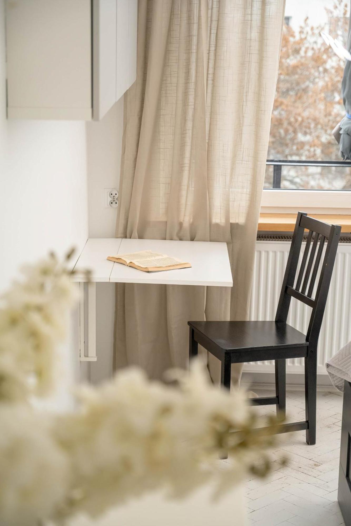 Pawlowa Stylish Apartment With Balcony & Home Office Wroclaw By Noclegi Renters Zewnętrze zdjęcie