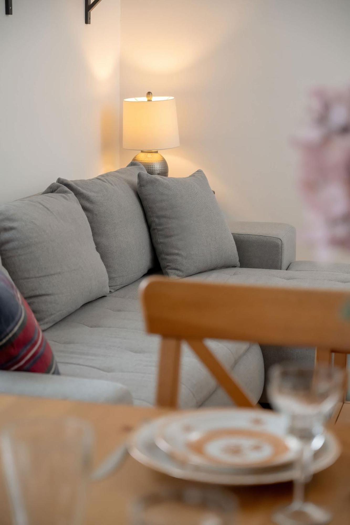 Pawlowa Stylish Apartment With Balcony & Home Office Wroclaw By Noclegi Renters Zewnętrze zdjęcie